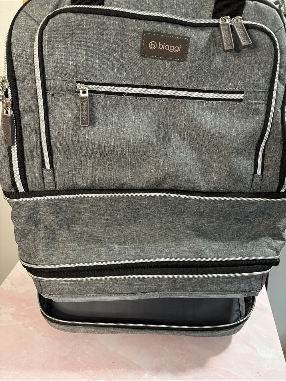 Biaggi Grey Rolling Travel Bag Unisex